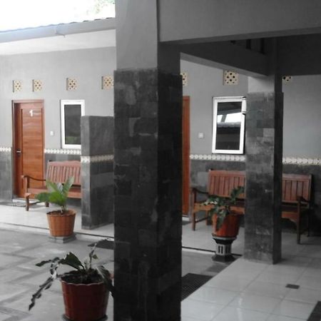 Tanjung Inn Wonosari Buitenkant foto