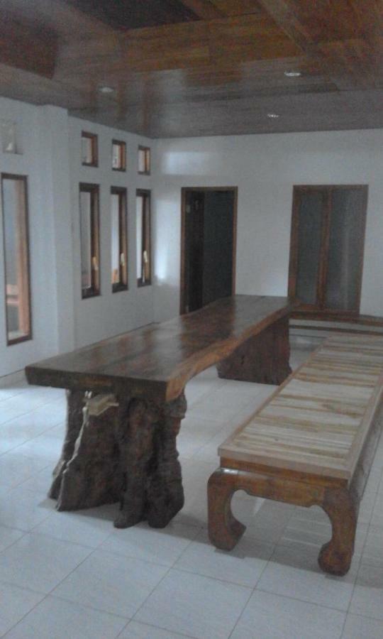 Tanjung Inn Wonosari Buitenkant foto